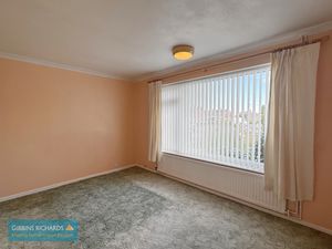 Sitting room- click for photo gallery
